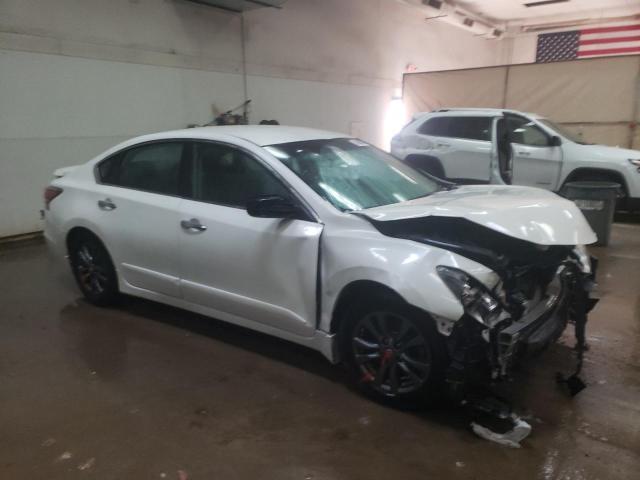 Photo 4 from auction – 2015 NISSAN ALTIMA 2.5 with VIN 1N4AL3AP3FC570435