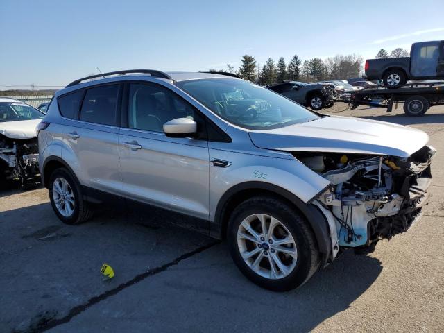 Photo 4 from auction – 2018 FORD ESCAPE SE with VIN 1FMCU0GD8JUB02596