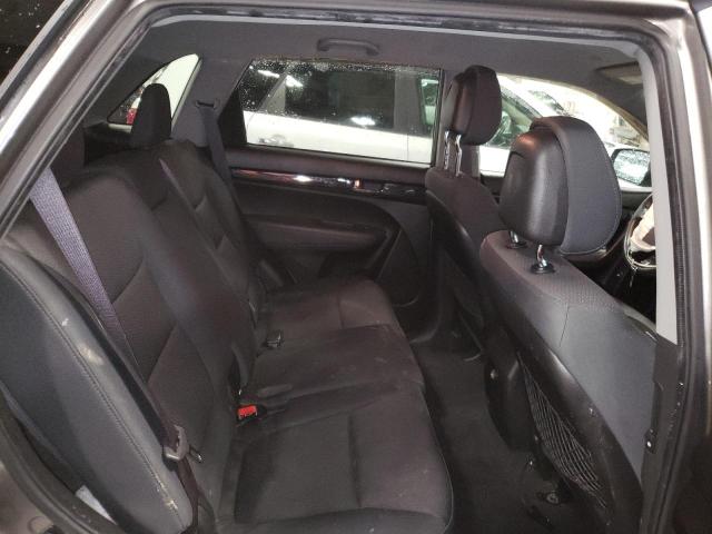Photo 11 from auction – 2011 KIA SORENTO BA with VIN 5XYKTDA18BG043433