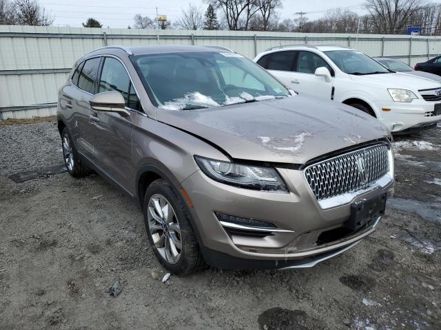 Photo 4 from auction – 2019 LINCOLN MKC SELECT with VIN 5LMCJ2D98KUL20556