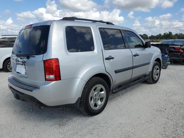 Photo 3 from auction – 2012 HONDA PILOT LX with VIN 5FNYF3H28CB012377