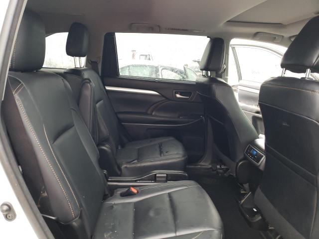 Photo 11 from auction – 2017 TOYOTA HIGHLANDER with VIN 5TDKZRFH8HS523243