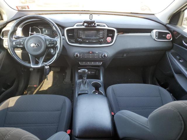 Photo 8 from auction – 2016 KIA SORENTO LX with VIN 5XYPG4A36GG063229