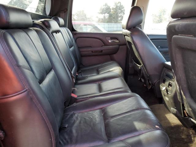 Photo 10 from auction – 2010 CHEVROLET AVALANCHE with VIN 3GNVKFE06AG256532
