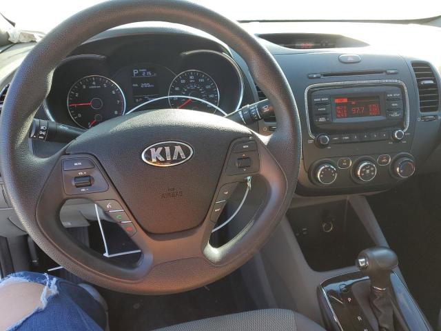 Photo 8 from auction – 2017 KIA FORTE LX with VIN 3KPFK4A78HE032804