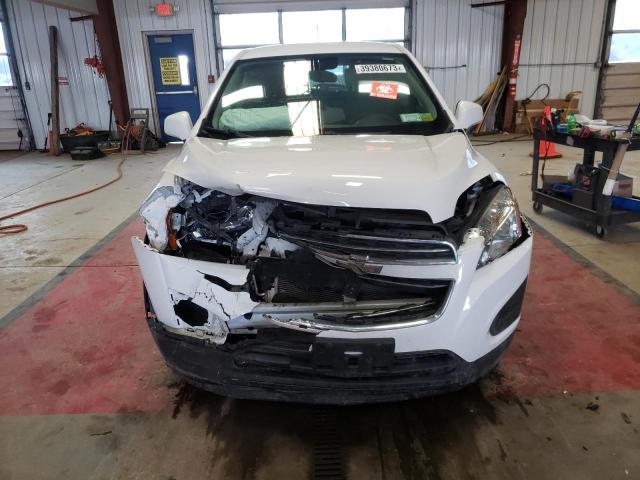 Photo 5 from auction – 2016 CHEVROLET TRAX LS with VIN 3GNCJKSB0GL228623