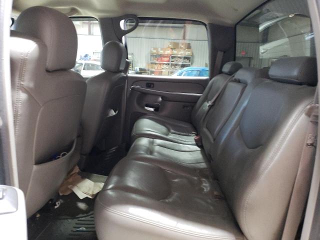 Photo 10 from auction – 2004 CHEVROLET SILVERADO with VIN 2GCEK13T341420101