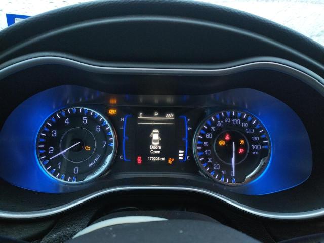 Photo 9 from auction – 2016 CHRYSLER 200 LIMITE with VIN 1C3CCCAB1GN127038