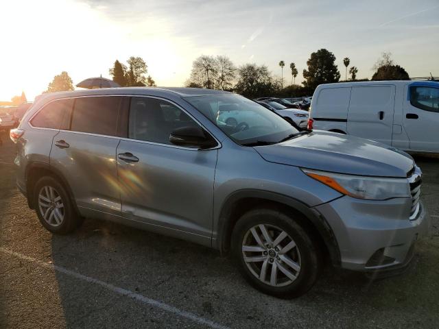 Photo 4 from auction – 2016 TOYOTA HIGHLANDER with VIN 5TDZARFH9GS020955