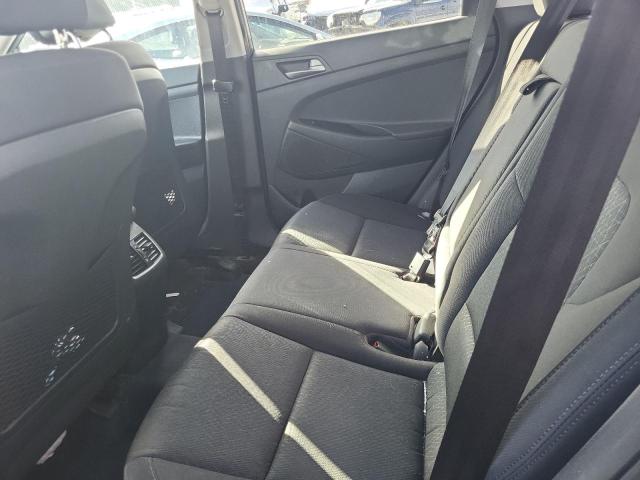 Photo 11 from auction – 2017 HYUNDAI TUCSON LIM with VIN KM8J3CA42HU591558