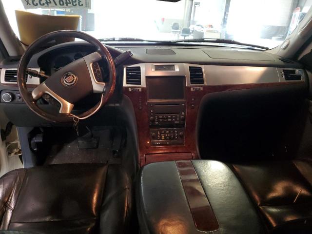 Photo 8 from auction – 2007 CADILLAC ESCALADE E with VIN 1GYFK668X7R320477