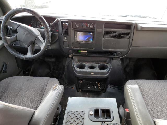 Photo 8 from auction – 2004 CHEVROLET EXPRESS G2 with VIN 1GCGG25V341121227