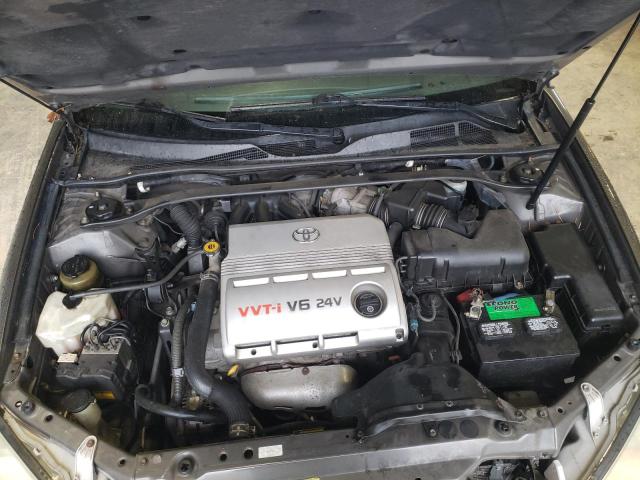 Photo 11 from auction – 2005 TOYOTA CAMRY LE with VIN 4T1BF30K35U598753
