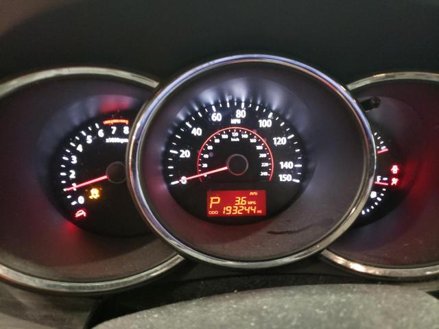Photo 9 from auction – 2011 KIA SORENTO BA with VIN 5XYKT3A11BG120279
