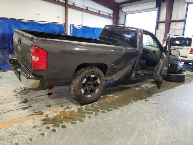 Photo 3 from auction – 2011 CHEVROLET SILVERADO with VIN 1GCNCPE06BZ354814