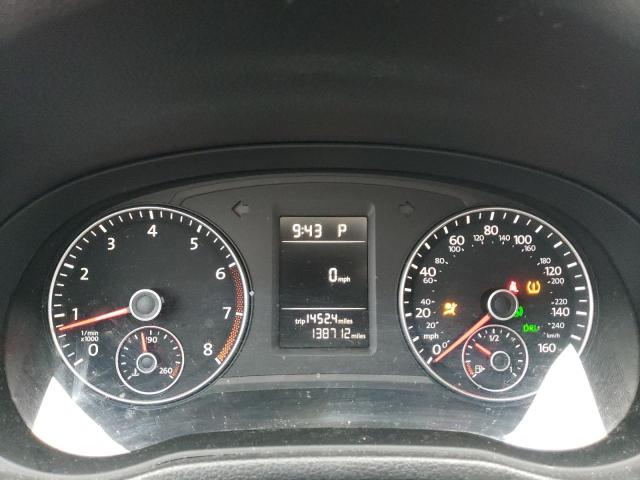 Photo 9 from auction – 2014 VOLKSWAGEN PASSAT S with VIN 1VWAS7A33EC042469