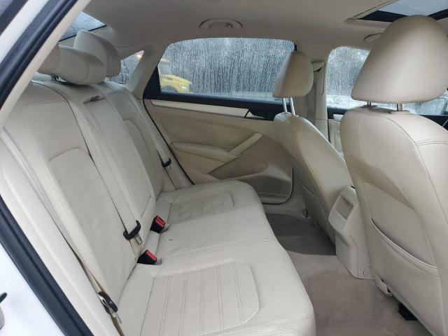 Photo 10 from auction – 2012 VOLKSWAGEN PASSAT SE with VIN 1VWBM7A38CC018437