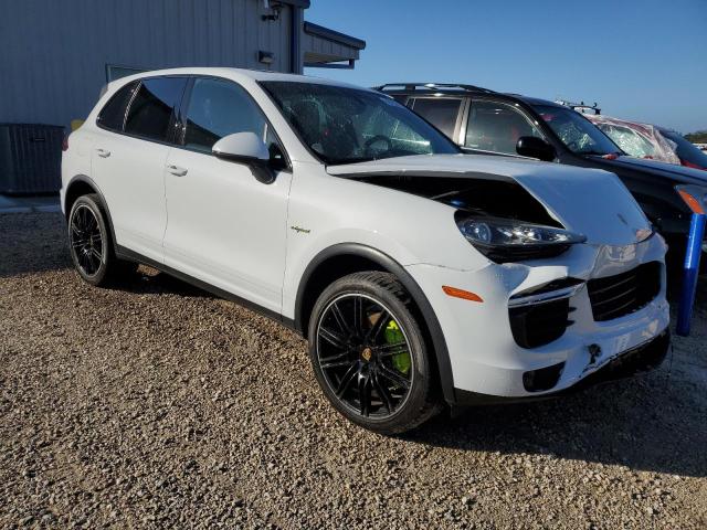 Photo 4 from auction – 2016 PORSCHE CAYENNE SE with VIN WP1AE2A21GLA64833