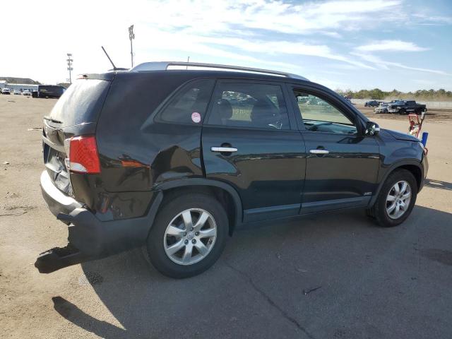 Photo 3 from auction – 2013 KIA SORENTO LX with VIN 5XYKTDA25DG419727