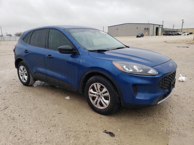 Photo 4 from auction – 2022 FORD ESCAPE S with VIN 1FMCU0F65NUA37022
