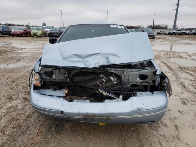 Photo 5 from auction – 2001 FORD CROWN VICT with VIN 2FAFP74W71X139824