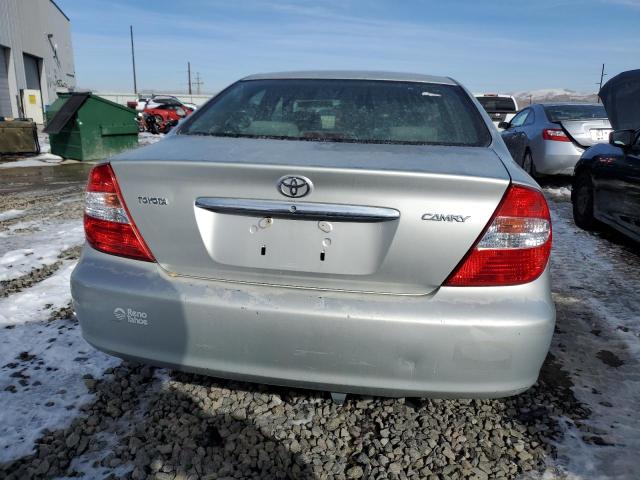Photo 6 from auction – 2004 TOYOTA CAMRY LE with VIN JTDBE32K740296974