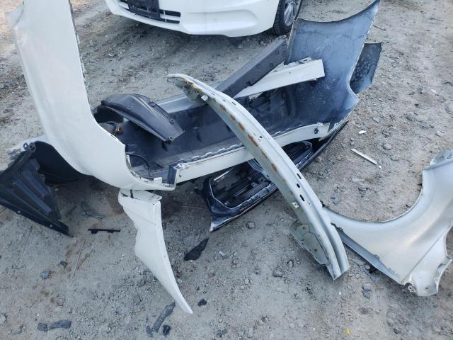 Photo 13 from auction – 2011 BMW X5 XDRIVE3 with VIN 5UXZW0C55BL661195