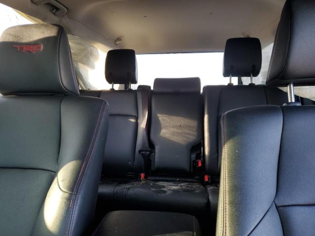Photo 10 from auction – 2019 TOYOTA 4RUNNER SR with VIN JTEBU5JR9K5699508