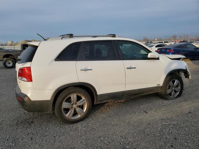 Photo 3 from auction – 2013 KIA SORENTO EX with VIN 5XYKUDA6XDG415477