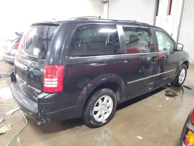 Photo 3 from auction – 2010 CHRYSLER TOWN & COU with VIN 2A4RR5D10AR366135