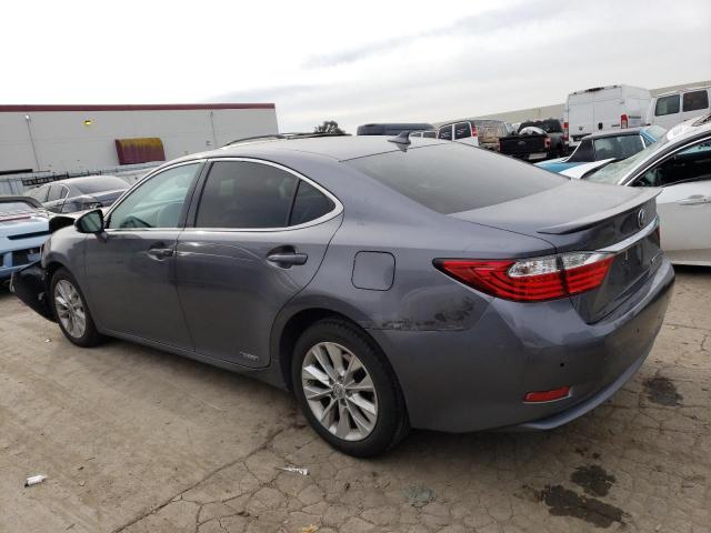 Photo 2 from auction – 2013 LEXUS ES 300H with VIN JTHBW1GG1D2015843