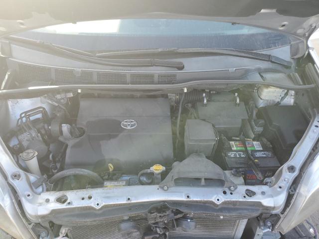 Photo 12 from auction – 2016 TOYOTA SIENNA XLE with VIN 5TDYK3DC7GS698665