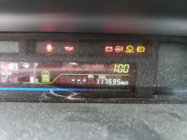 Photo 9 from auction – 2012 TOYOTA PRIUS V with VIN JTDZN3EU6C3149019