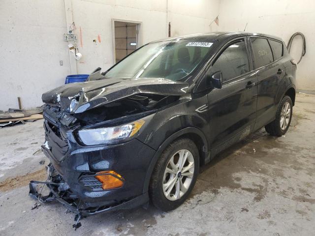 FORD ESCAPE S 2018 с VIN 1FMCU0F74JUC77696 - Фото с аукциона