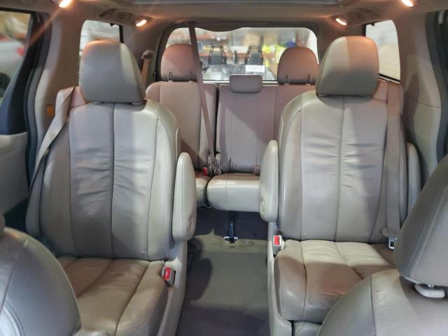 Photo 10 from auction – 2011 TOYOTA SIENNA XLE with VIN 5TDYK3DC6BS119027
