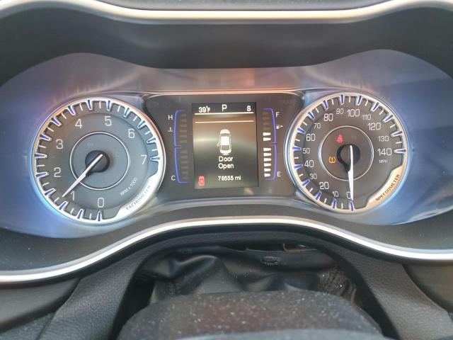 Photo 9 from auction – 2015 CHRYSLER 200 LIMITE with VIN 1C3CCCAB1FN527955