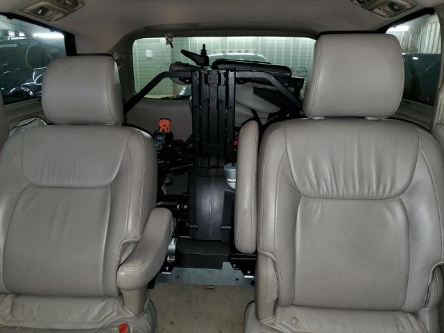 Photo 10 from auction – 2010 TOYOTA SIENNA XLE with VIN 5TDYK4CC6AS334770