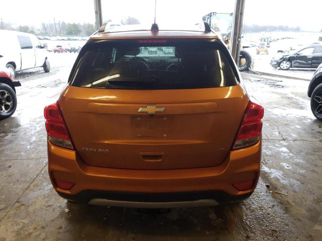 Photo 6 from auction – 2017 CHEVROLET TRAX 1LT with VIN 3GNCJPSB1HL147192