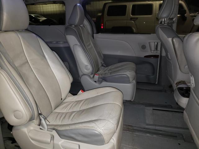Photo 11 from auction – 2012 TOYOTA SIENNA XLE with VIN 5TDYK3DC8CS254558
