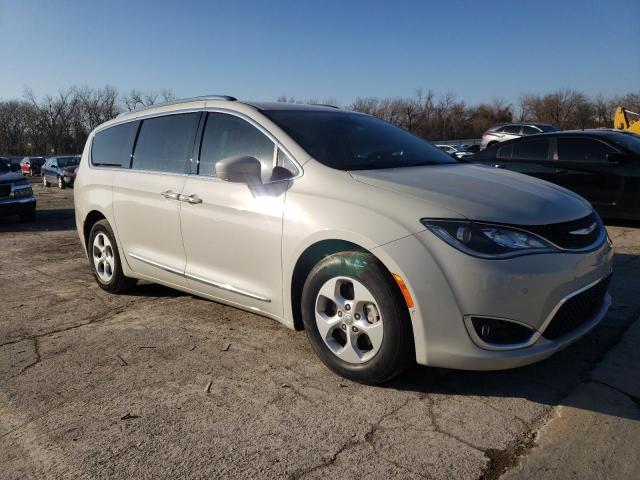 Photo 4 from auction – 2017 CHRYSLER PACIFICA T with VIN 2C4RC1EG6HR628012