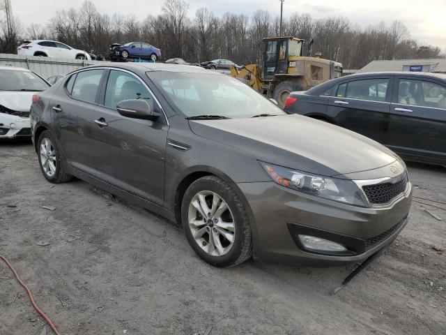 Photo 4 from auction – 2011 KIA OPTIMA EX with VIN KNAGN4A76B5105003