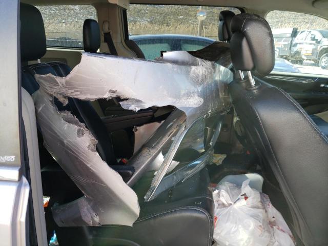 Photo 11 from auction – 2014 CHRYSLER TOWN & COU with VIN 2C4RC1BG9ER159045
