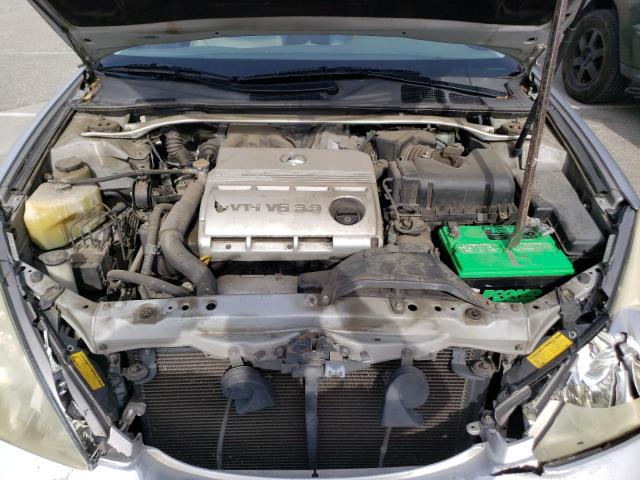 Photo 11 from auction – 2005 LEXUS ES 330 with VIN JTHBA30GX55137914
