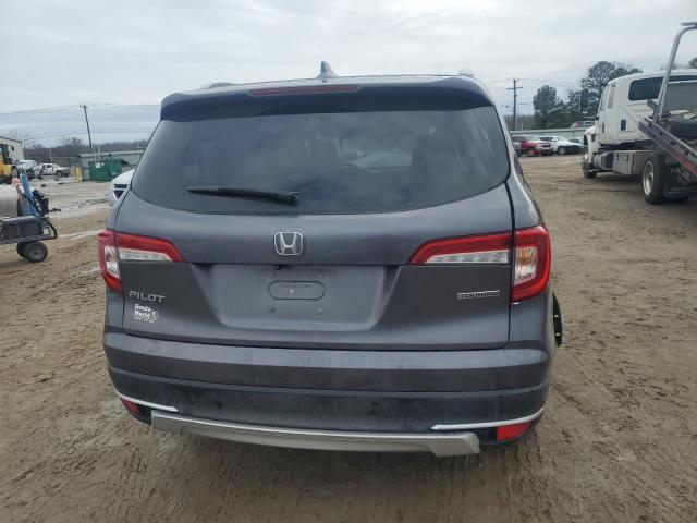 Photo 6 from auction – 2019 HONDA PILOT TOUR with VIN 5FNYF5H90KB026667