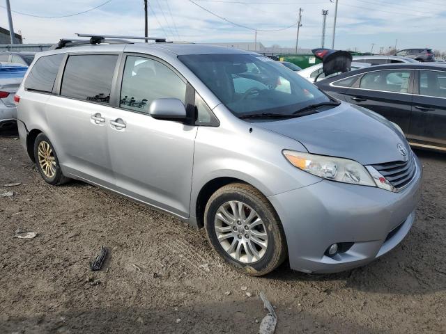 Photo 4 from auction – 2011 TOYOTA SIENNA XLE with VIN 5TDYK3DC0BS087823