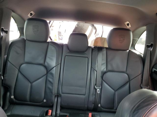 Photo 10 from auction – 2014 PORSCHE CAYENNE S with VIN WP1AE2A24ELA50101