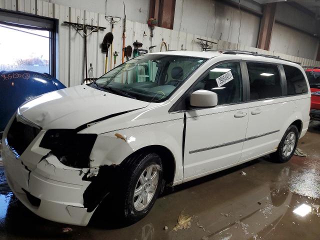 Photo 1 from auction – 2010 CHRYSLER TOWN & COU with VIN 2A4RR8DX1AR496186