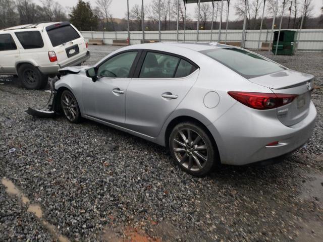Photo 2 from auction – 2018 MAZDA 3 TOURING with VIN 3MZBN1V31JM173489