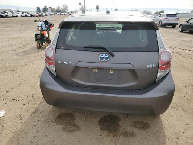Photo 6 from auction – 2014 TOYOTA PRIUS C with VIN JTDKDTB35E1560393