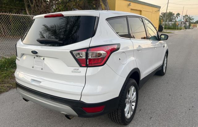 Photo 4 from auction – 2017 FORD ESCAPE SE with VIN 1FMCU0GD8HUC99554